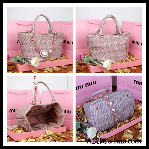 MIUMIU
