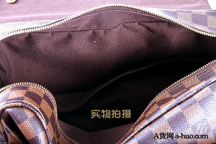  LV单肩格纹咖啡色男包5